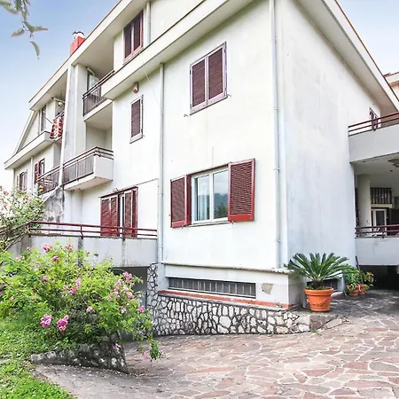 Apartment Stunning In With Wifi Nocera Superiore